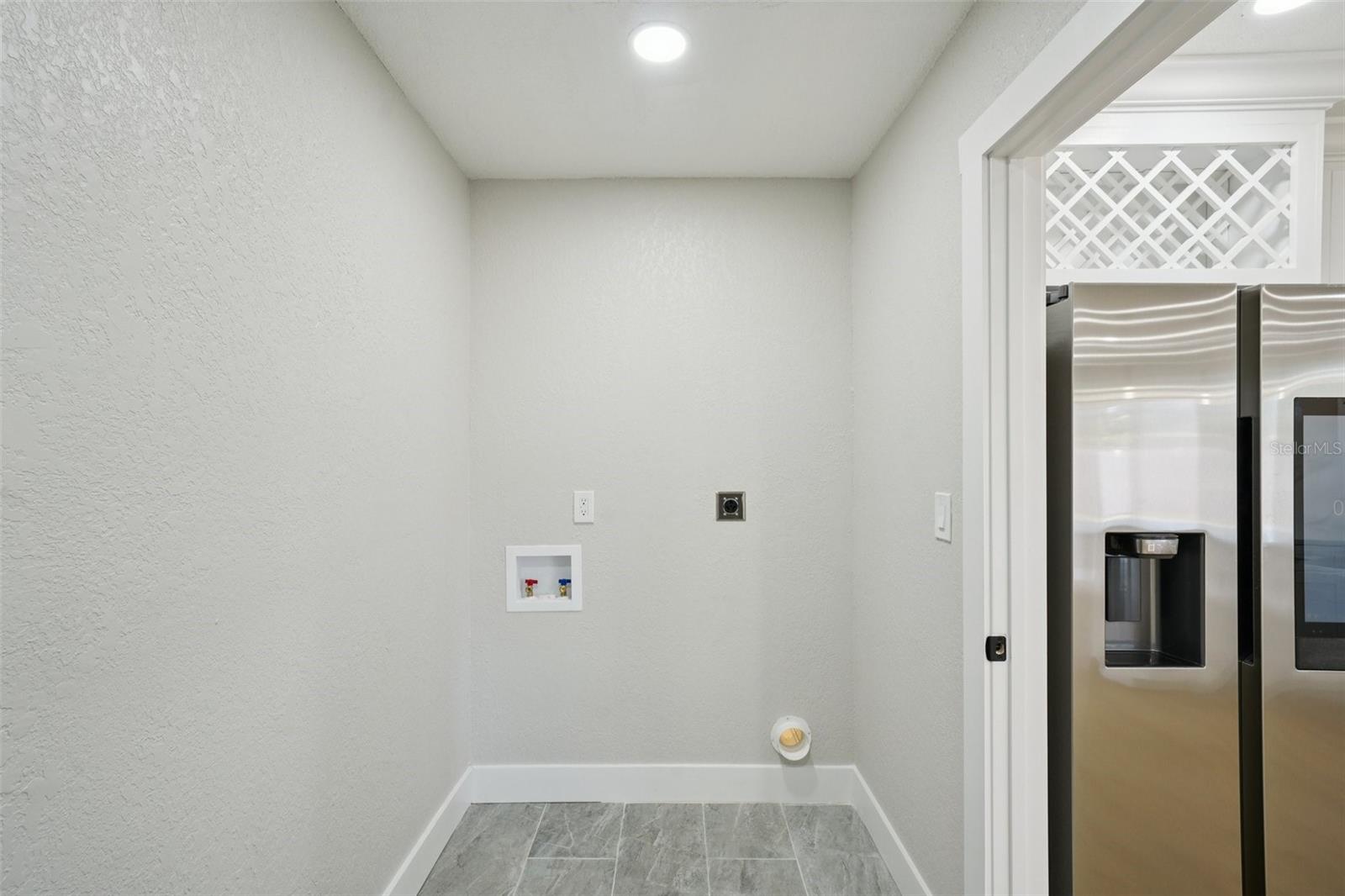 Image 27 of 51 For 9061 Sunrise Drive