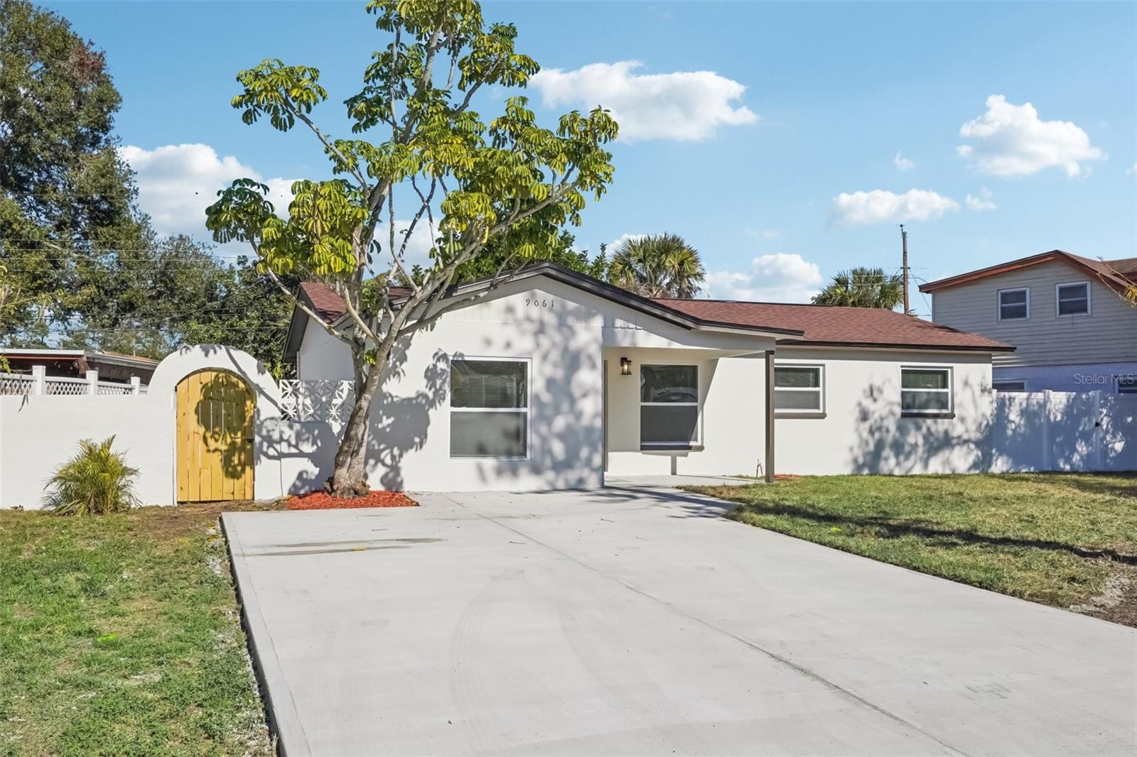 Image 3 of 51 For 9061 Sunrise Drive