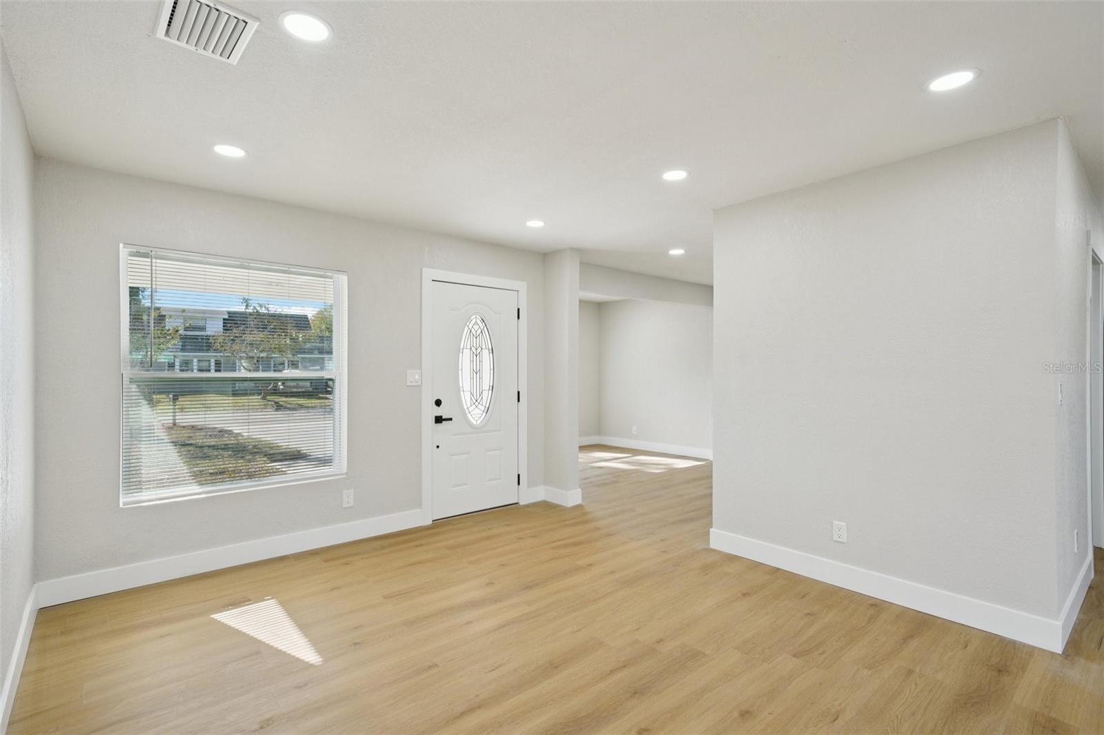 Image 32 of 51 For 9061 Sunrise Drive