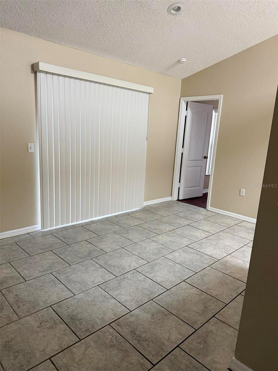 Image 10 of 26 For 650 Lakemont Drive