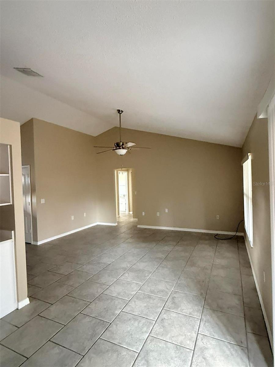 Image 11 of 26 For 650 Lakemont Drive