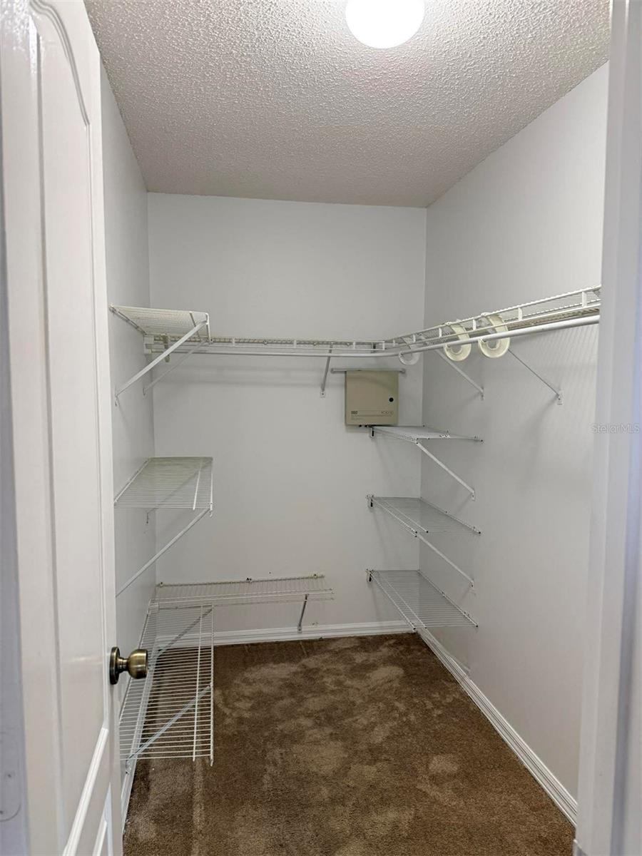 Image 19 of 26 For 650 Lakemont Drive