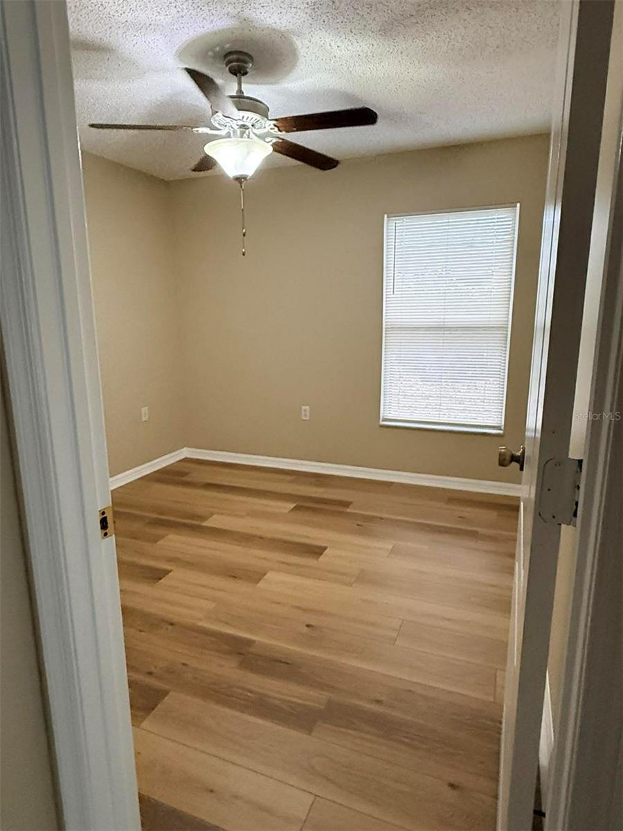 Image 5 of 26 For 650 Lakemont Drive