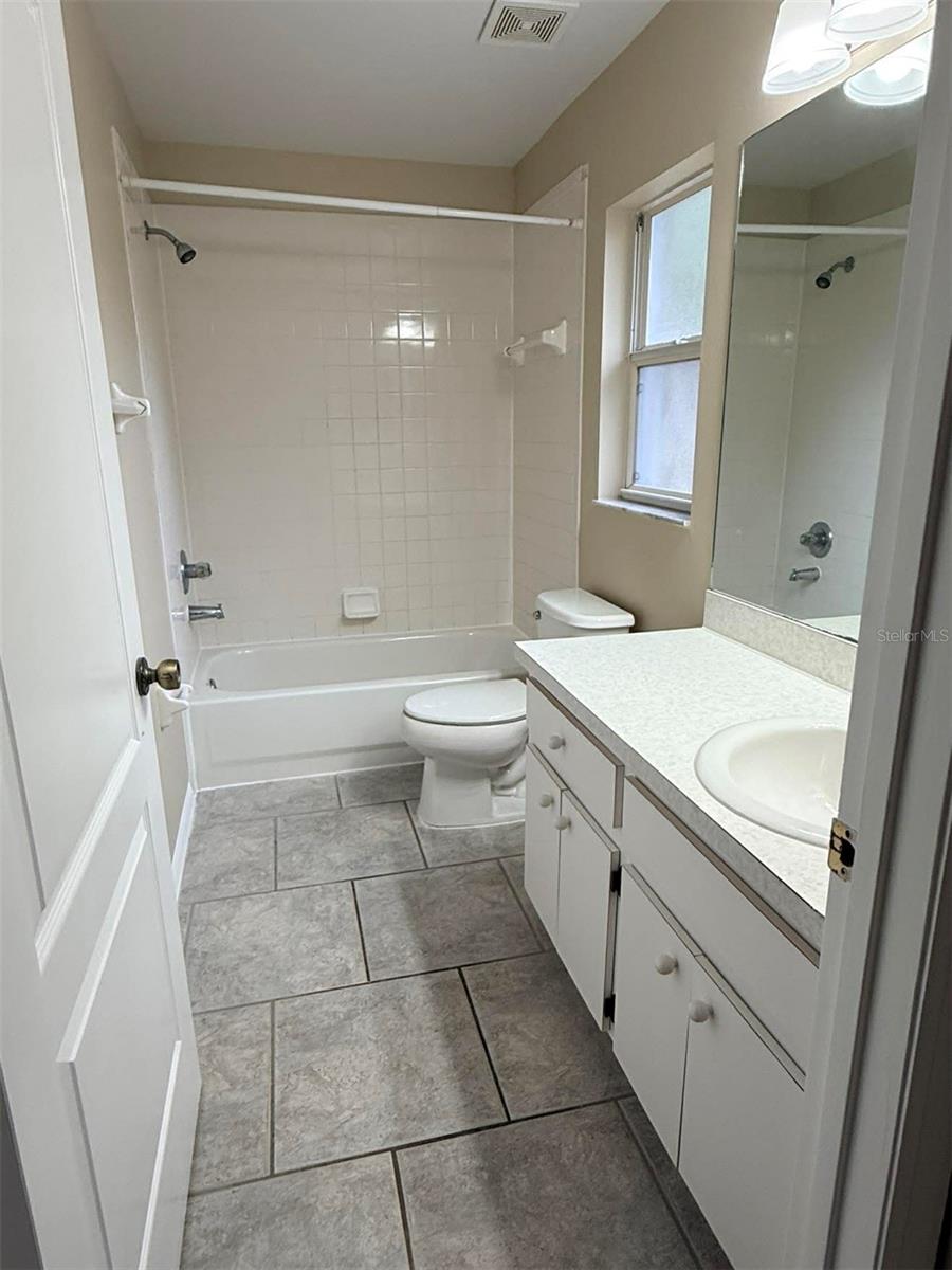 Image 8 of 26 For 650 Lakemont Drive