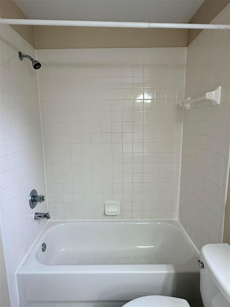 Image 9 of 26 For 650 Lakemont Drive