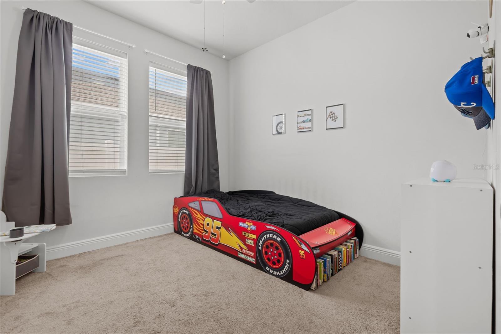 Image 25 of 48 For 15133 Caravan Avenue