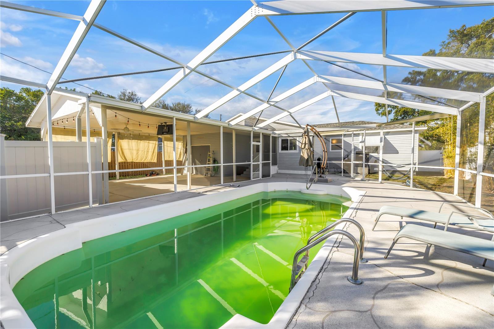 Image 28 of 37 For 774 40th Avenue Ne