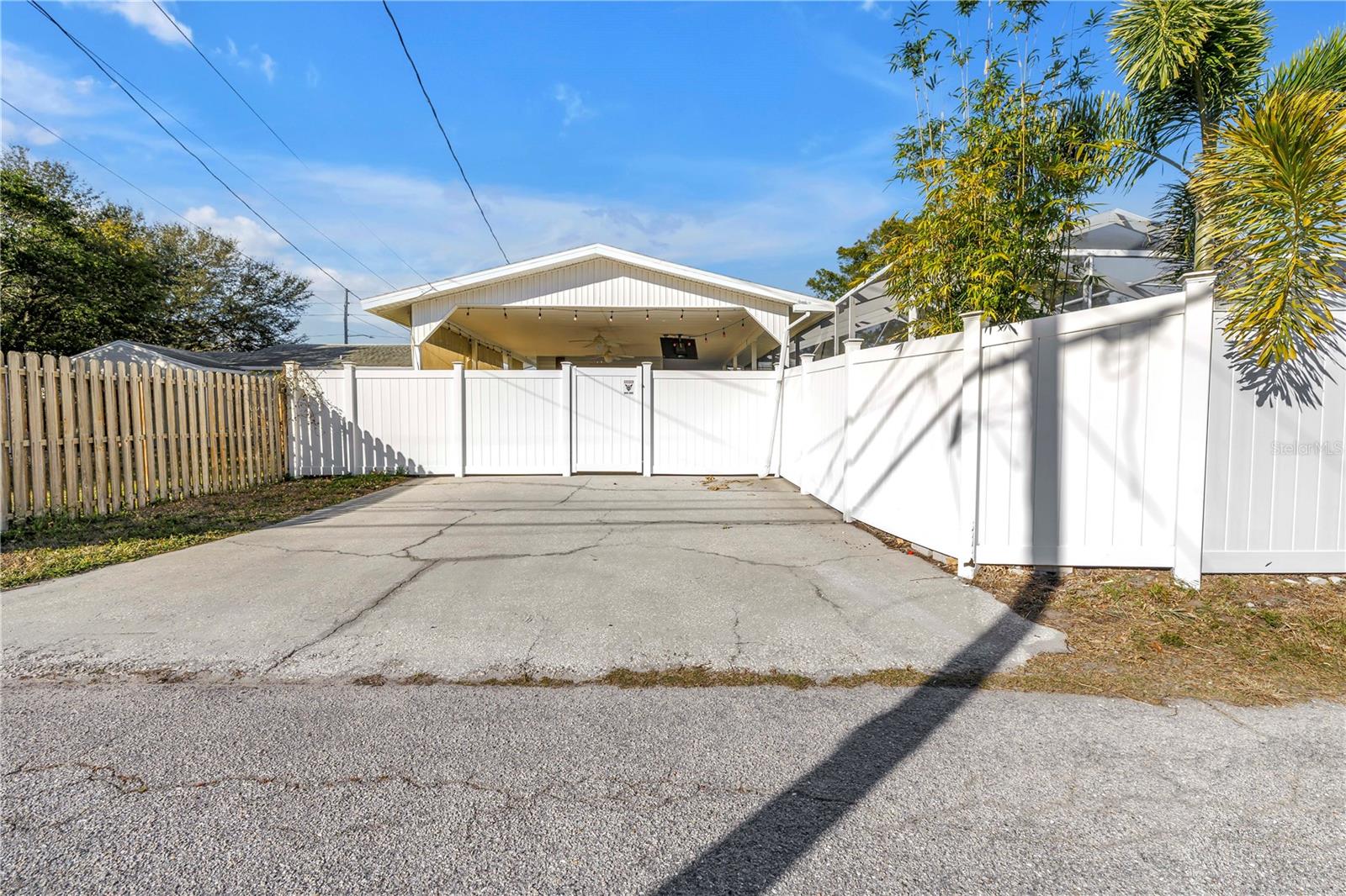 Image 32 of 37 For 774 40th Avenue Ne