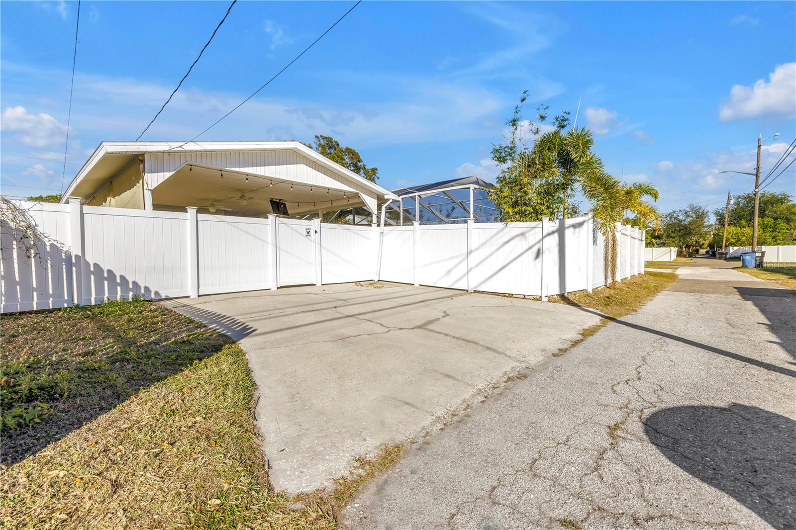 Image 33 of 37 For 774 40th Avenue Ne