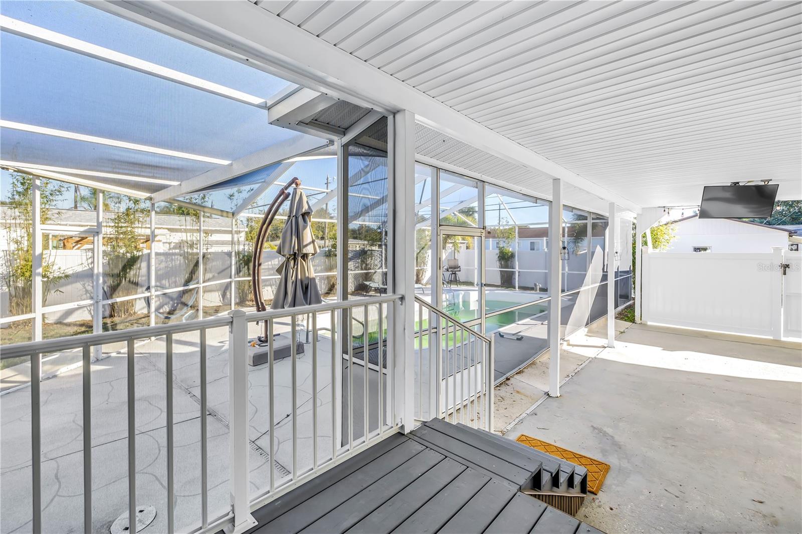 Image 34 of 37 For 774 40th Avenue Ne