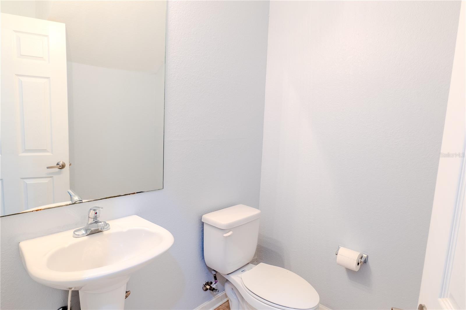 Image 7 of 26 For 8208 Downpatrick Court