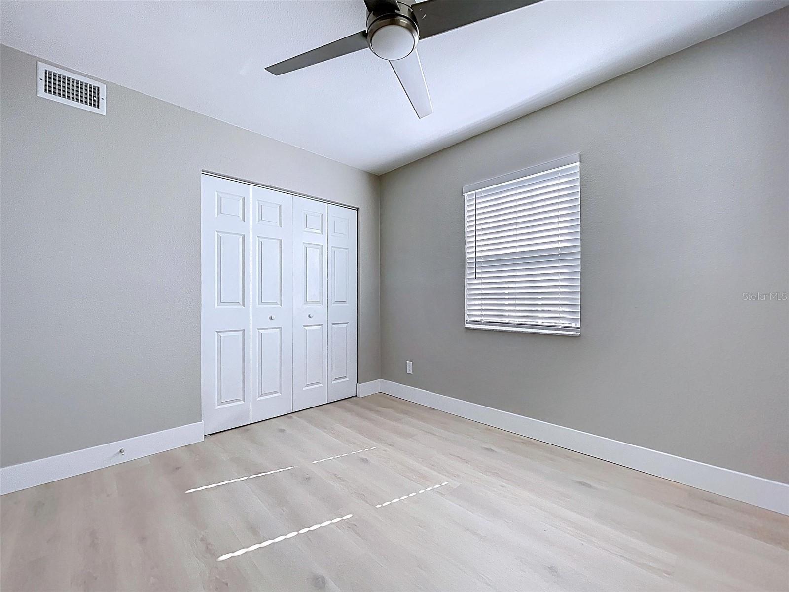 Image 21 of 53 For 8822 Bay Street Ne