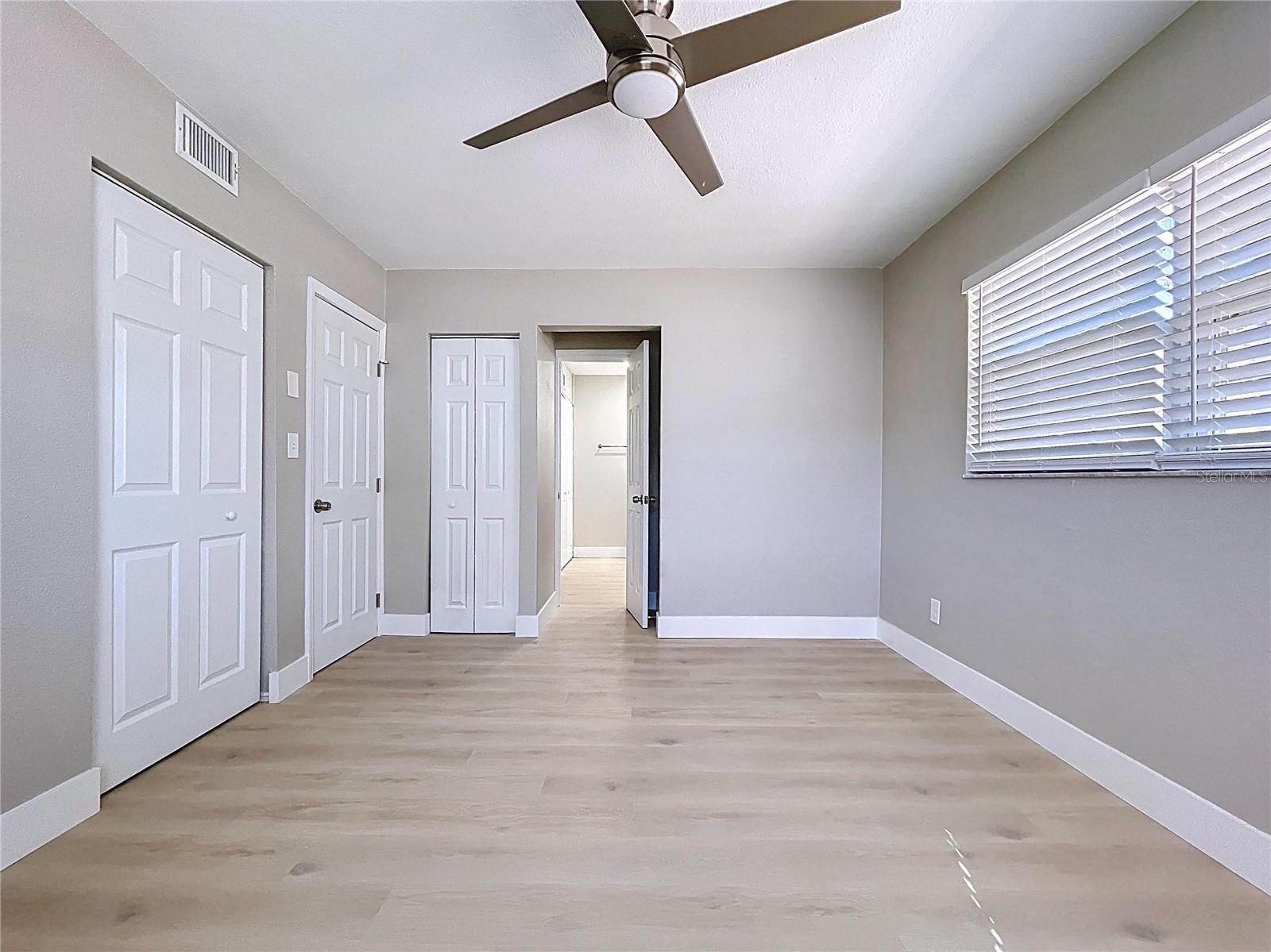 Image 29 of 53 For 8822 Bay Street Ne