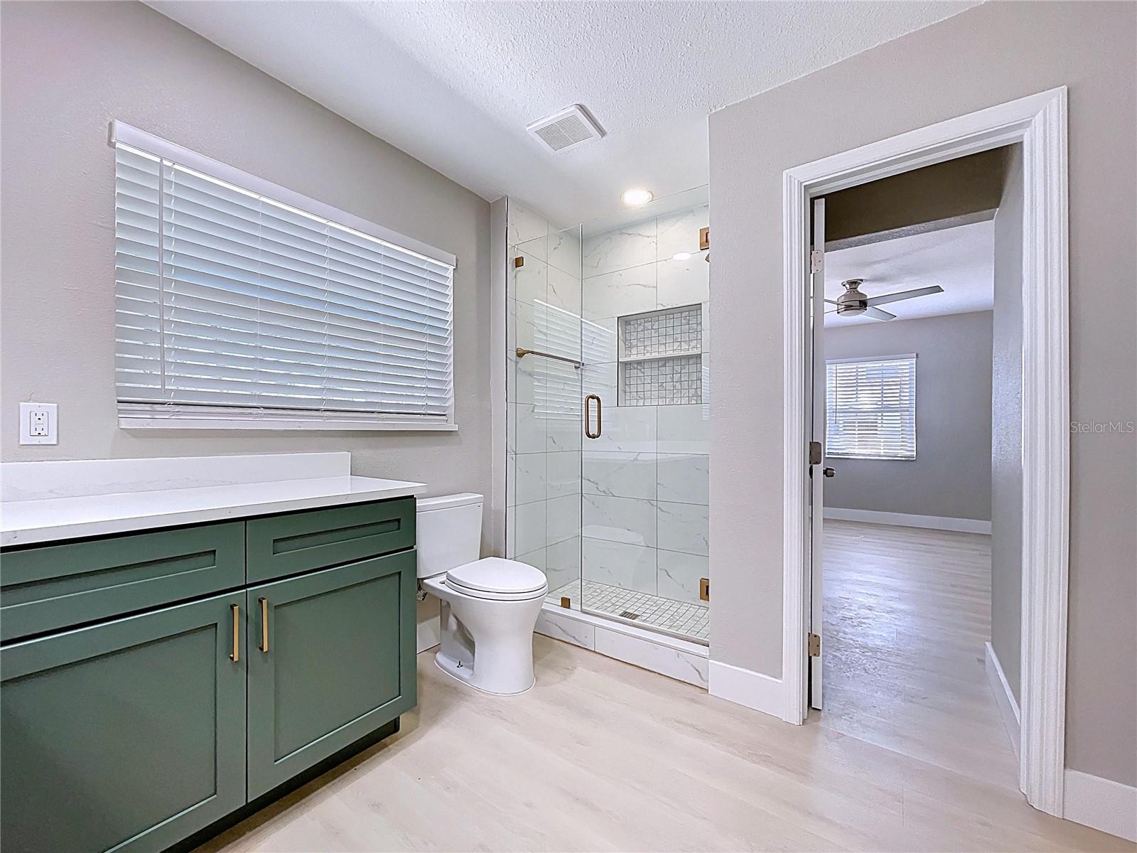 Image 34 of 53 For 8822 Bay Street Ne