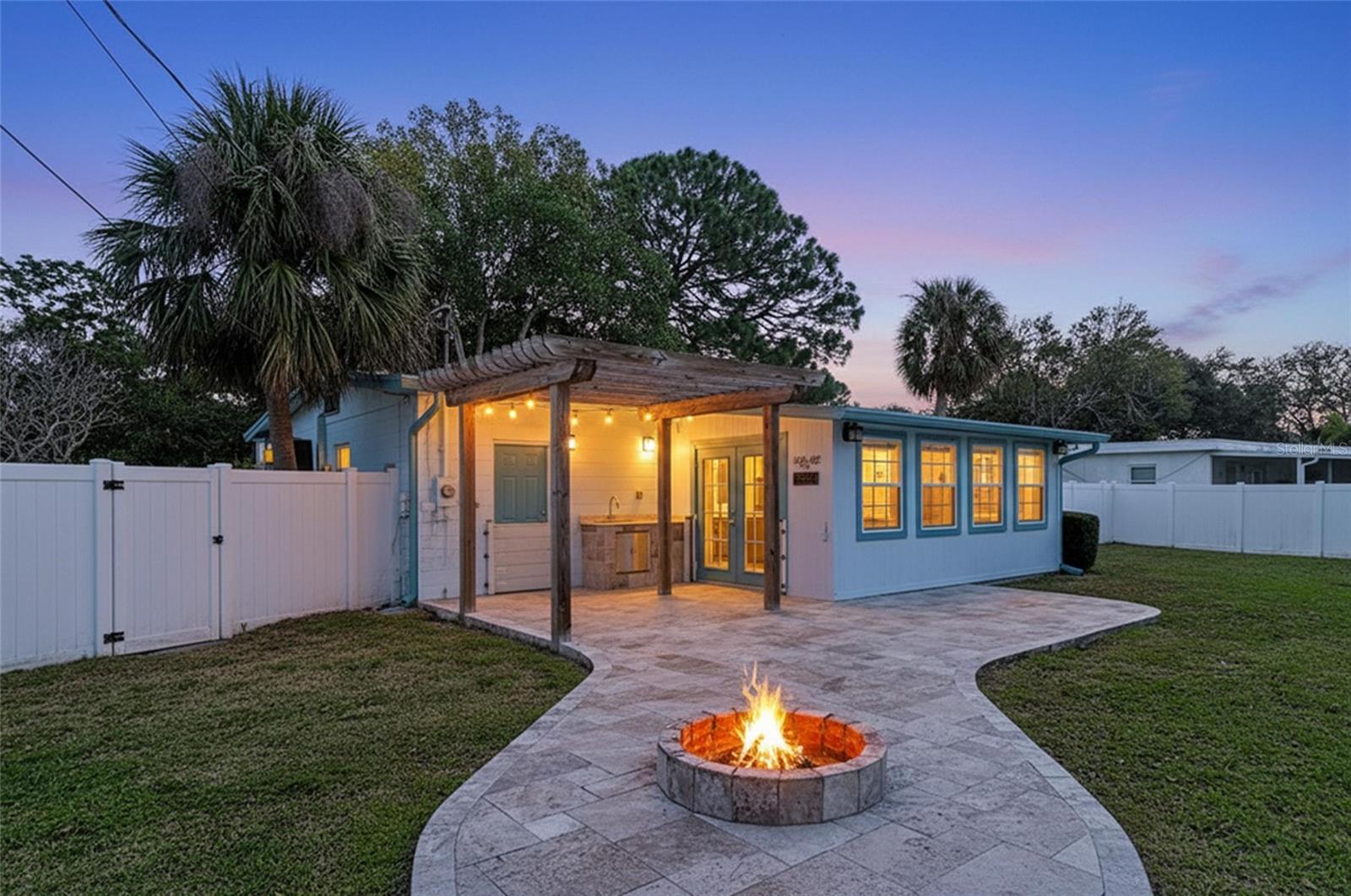 Image 51 of 53 For 8822 Bay Street Ne