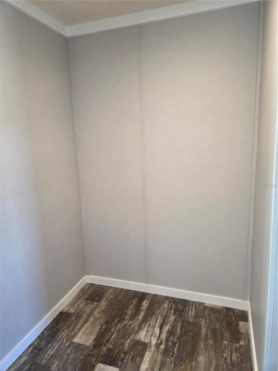 Image 12 of 31 For 4901 Vaughn Road