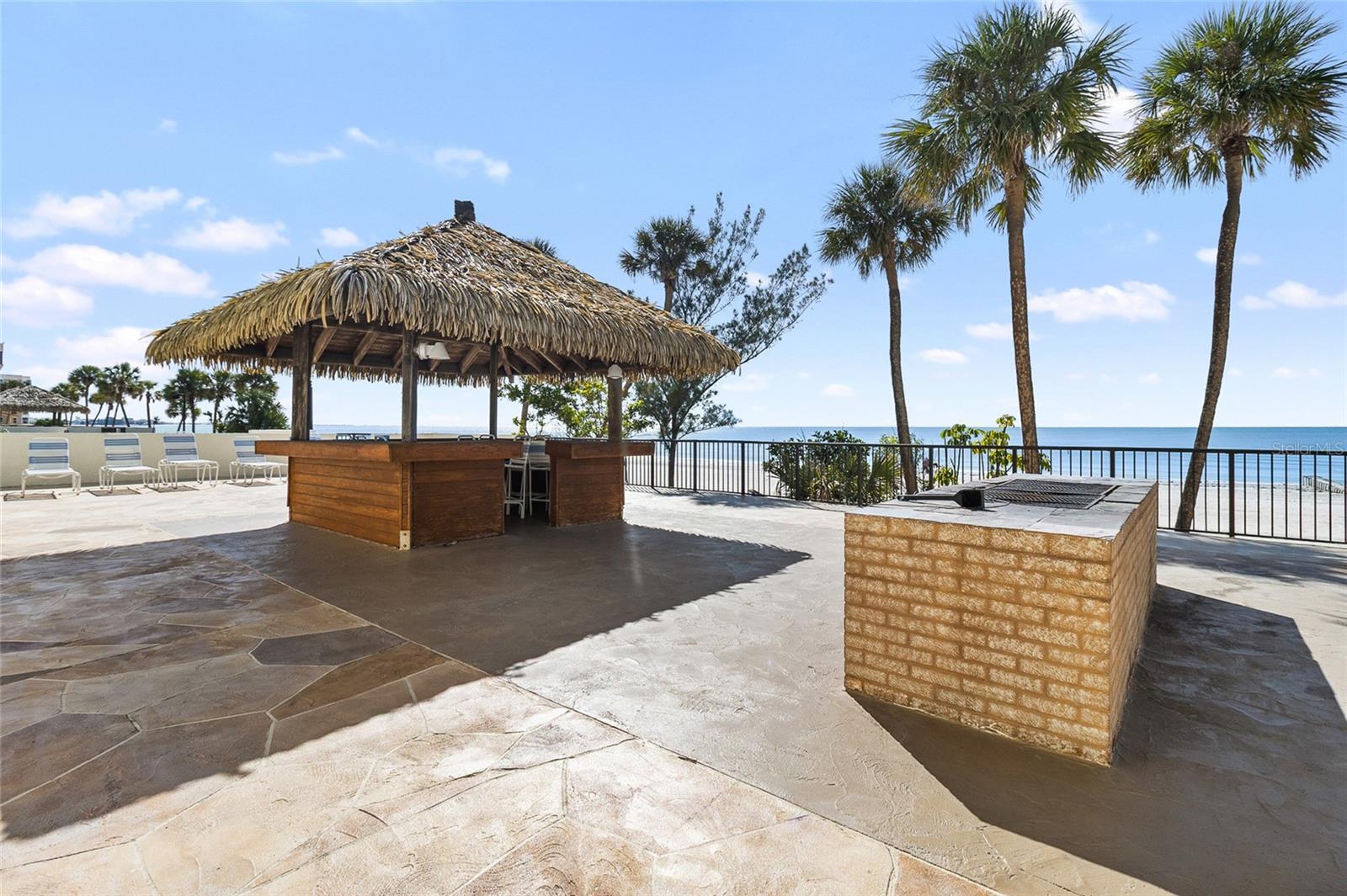 Image 42 of 54 For 15000 Gulf Boulevard 605