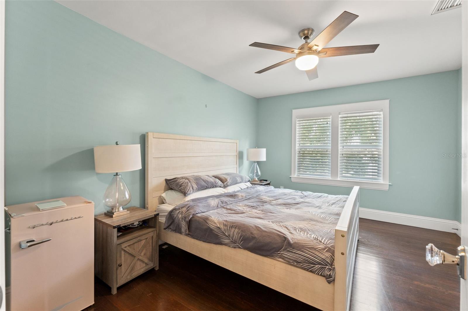 Image 26 of 48 For 1170 24th Avenue N