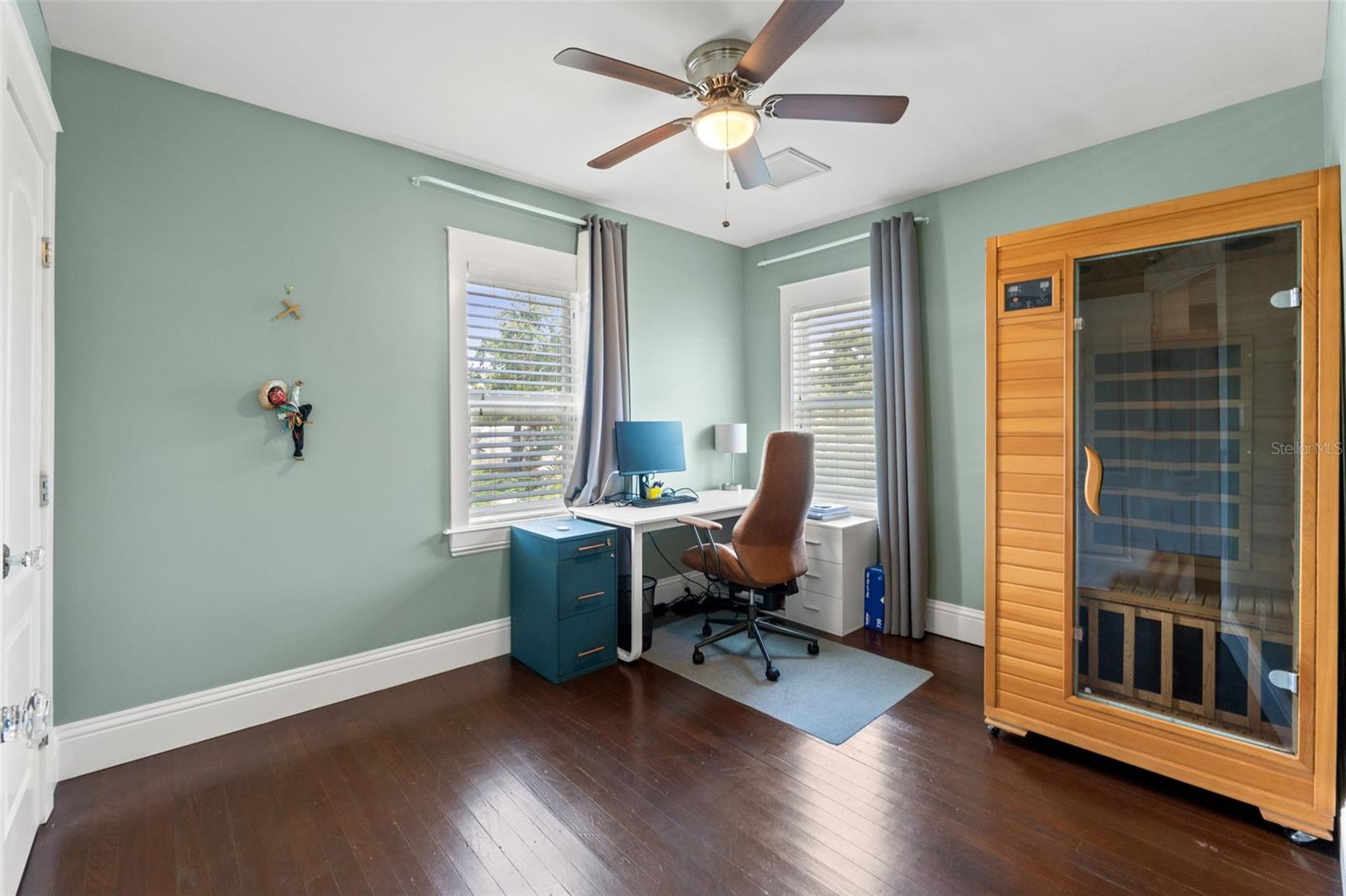 Image 31 of 48 For 1170 24th Avenue N