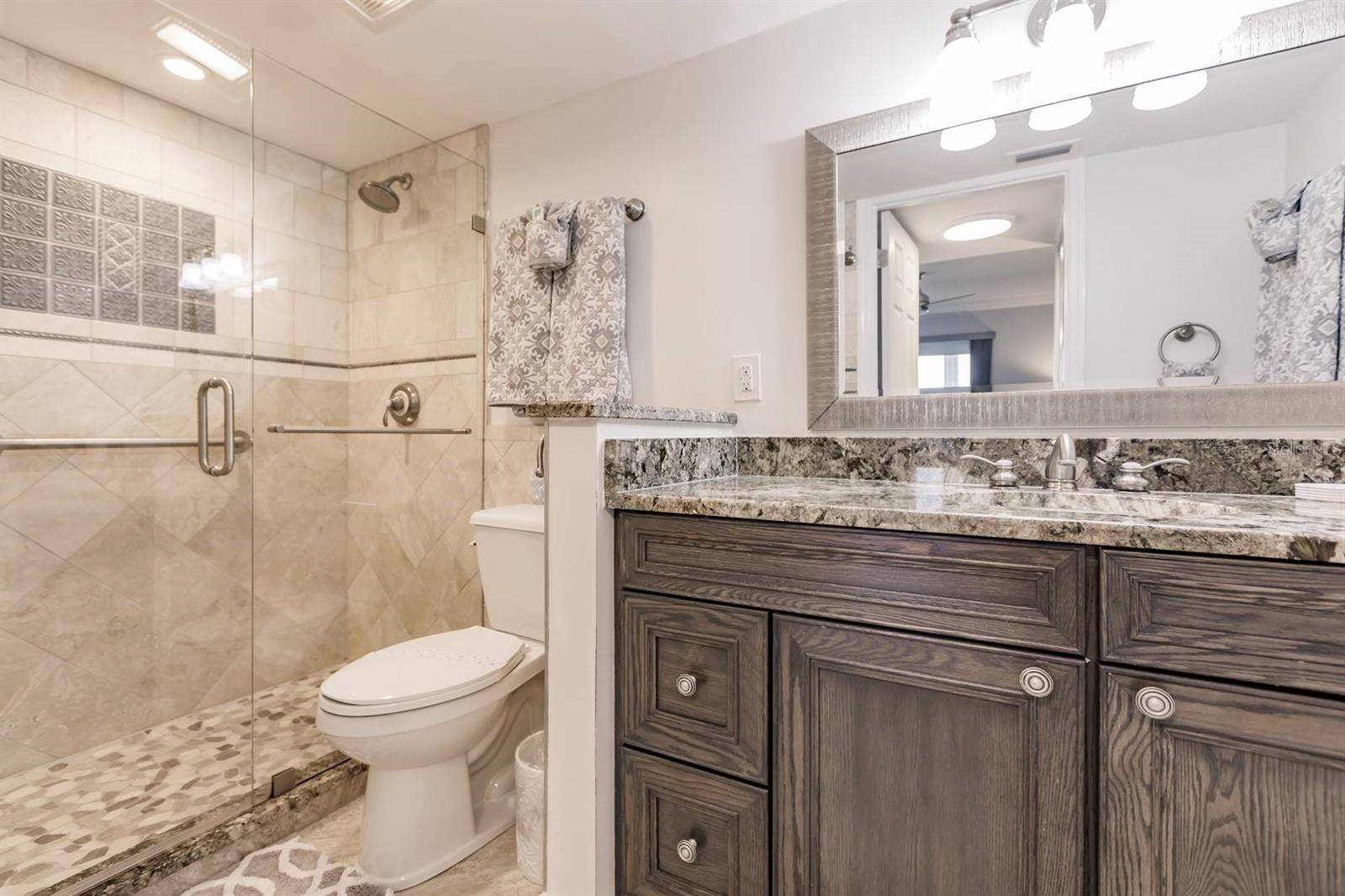 Image 17 of 32 For 1055 Peppertree Drive 805aa