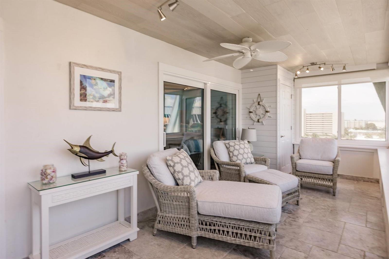 Image 28 of 32 For 1055 Peppertree Drive 805aa