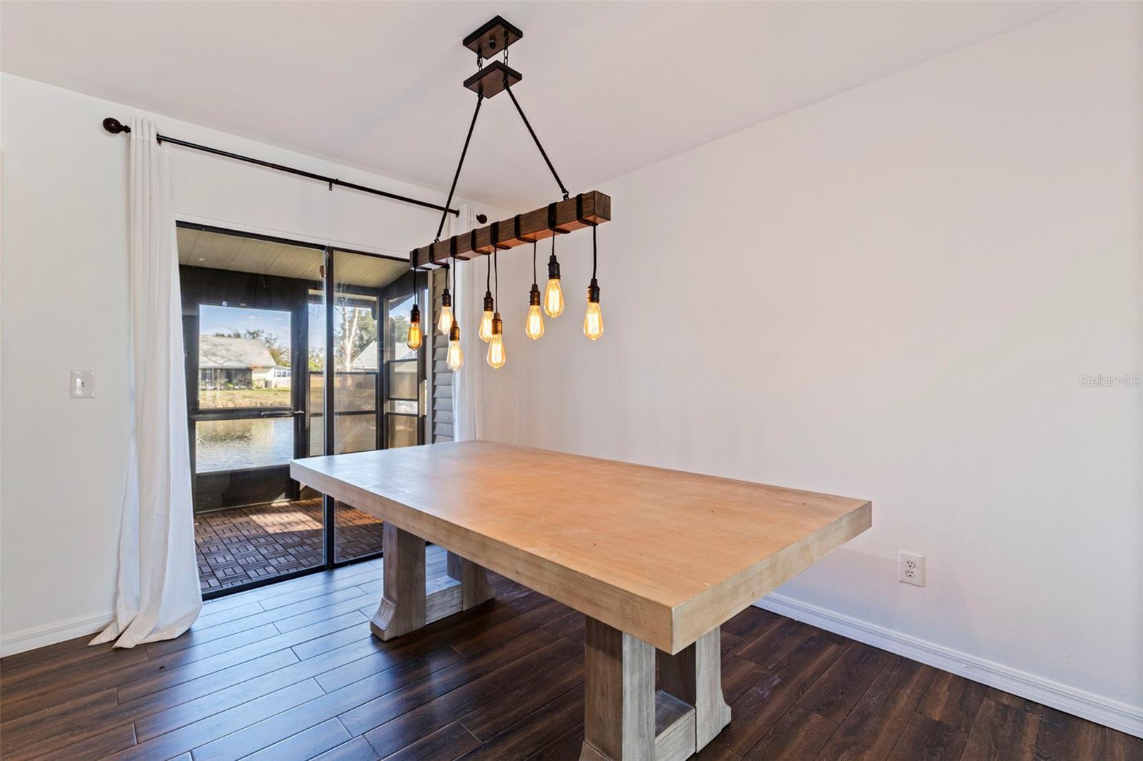 Image 11 of 24 For 12508 Castle Hill Drive