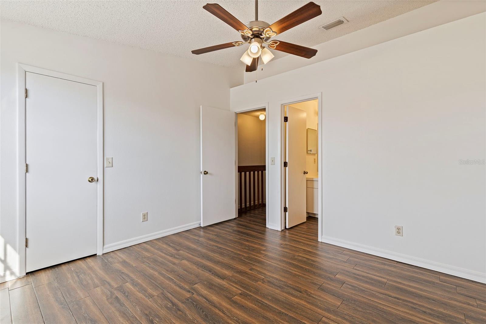 Image 15 of 24 For 12508 Castle Hill Drive