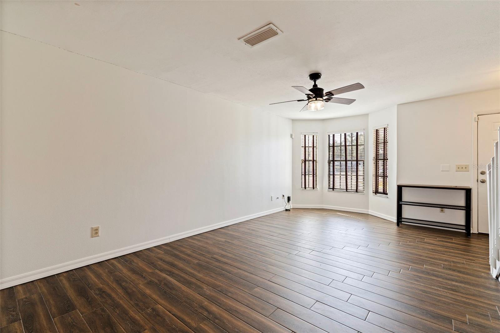 Image 7 of 24 For 12508 Castle Hill Drive