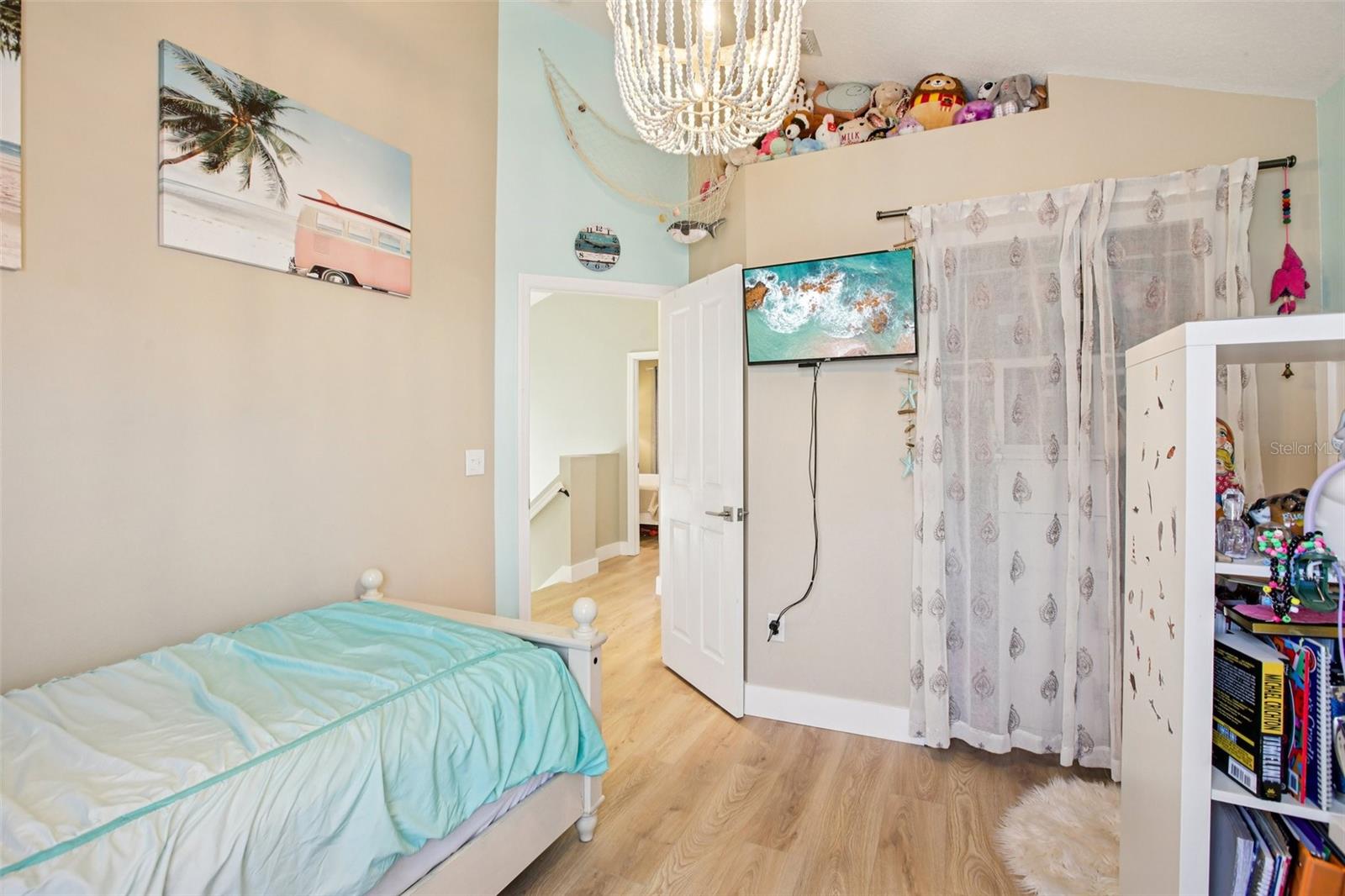 Image 31 of 54 For 10033 Tate Lane