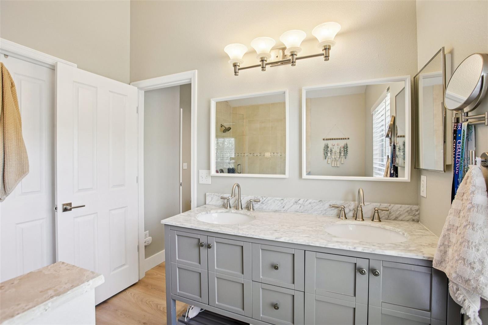 Image 35 of 54 For 10033 Tate Lane