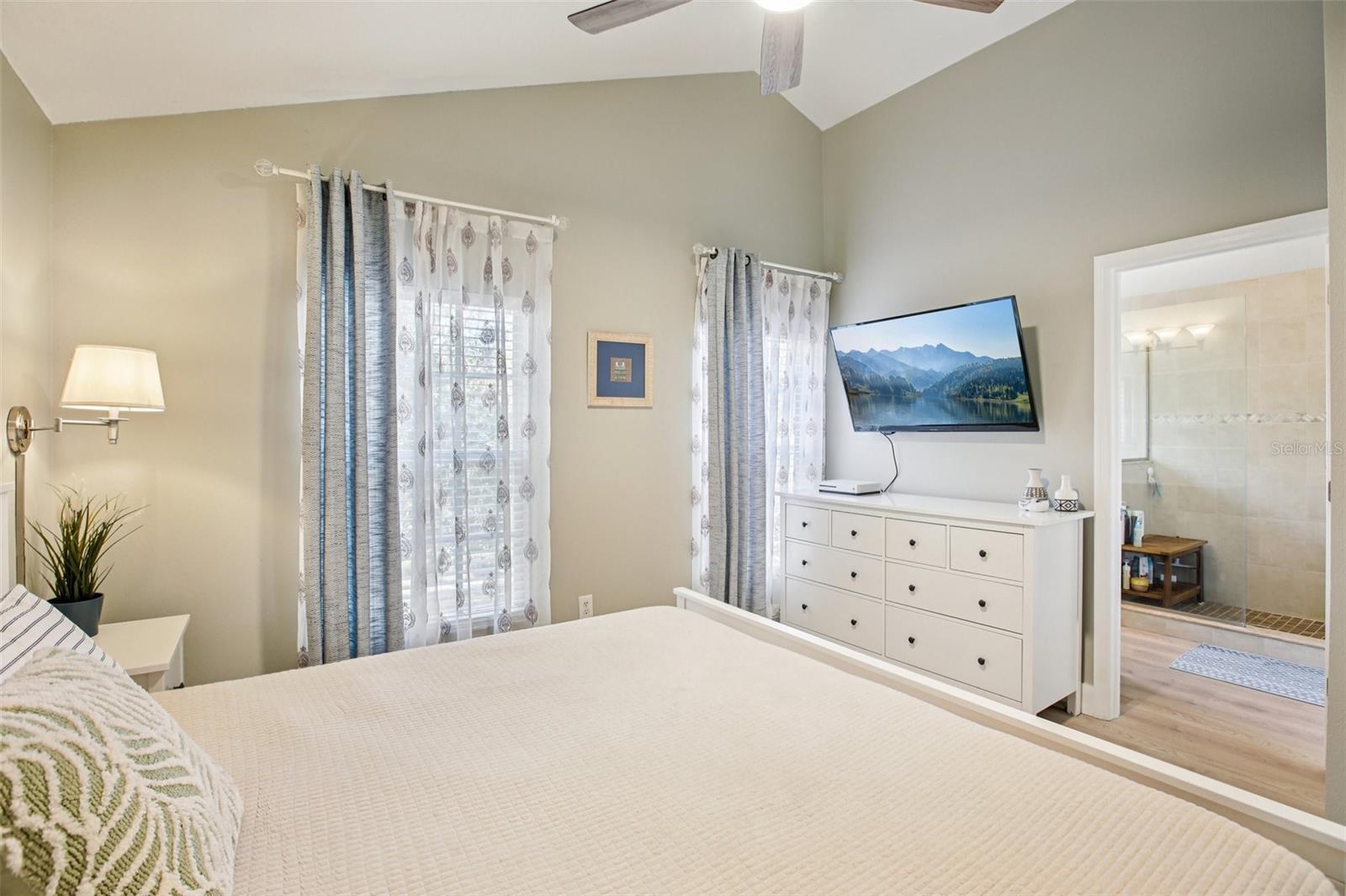 Image 37 of 54 For 10033 Tate Lane