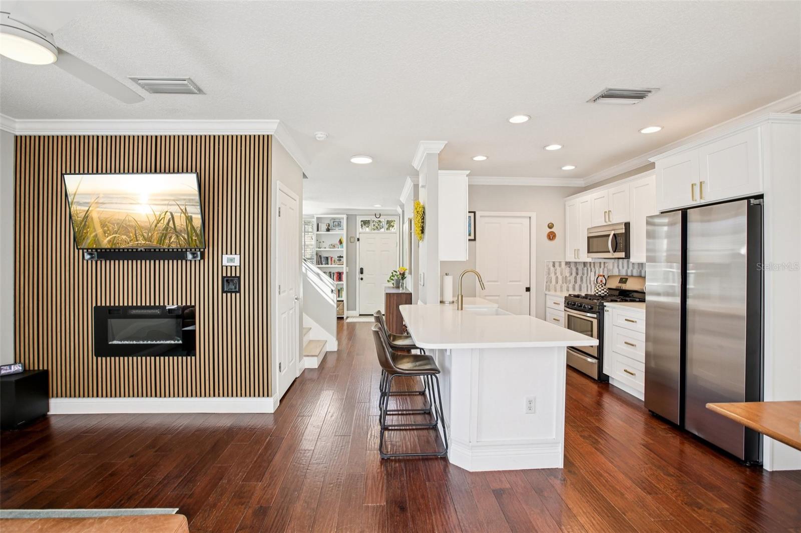 Image 6 of 54 For 10033 Tate Lane