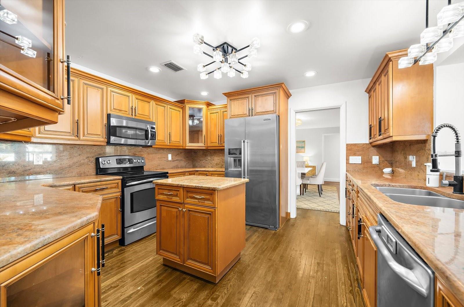 Image 20 of 63 For 1406 Southridge Drive