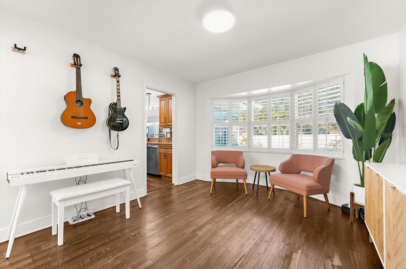 Image 23 of 63 For 1406 Southridge Drive