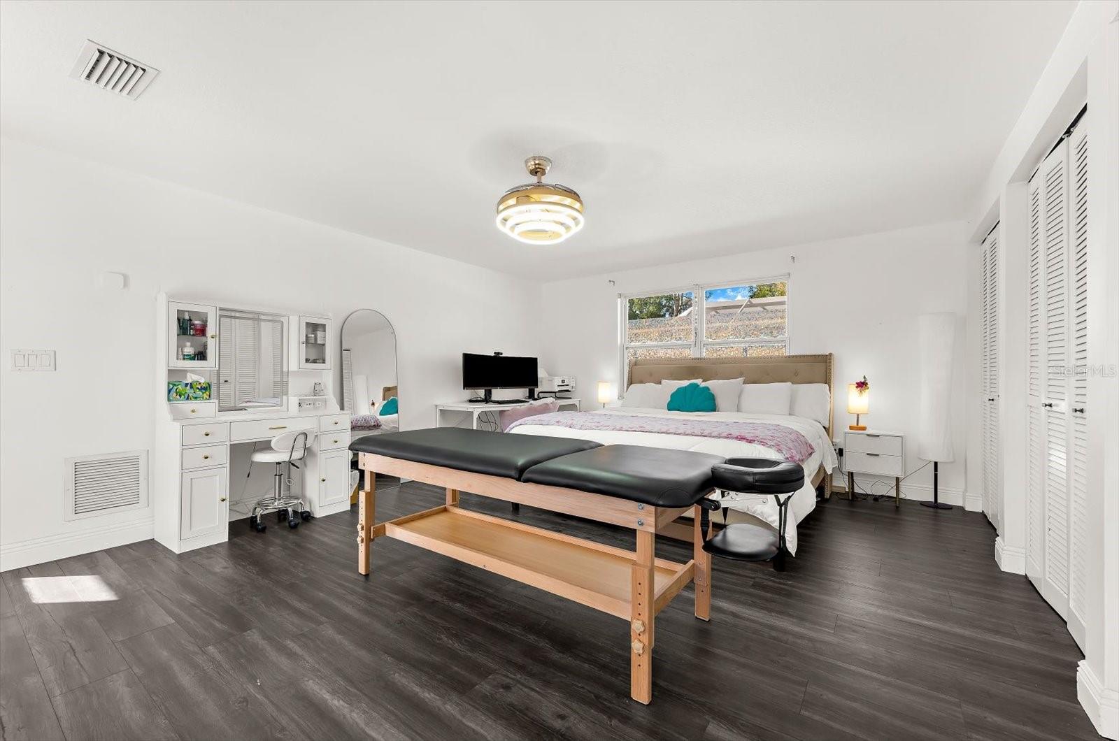 Image 34 of 63 For 1406 Southridge Drive