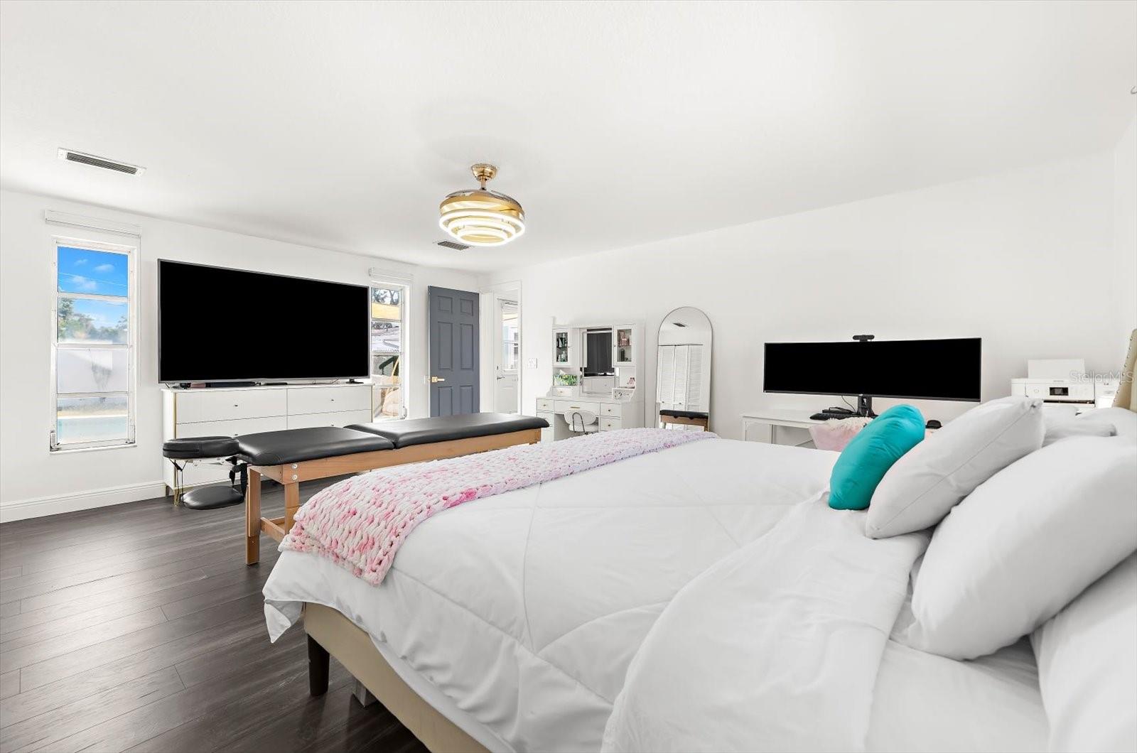 Image 36 of 63 For 1406 Southridge Drive