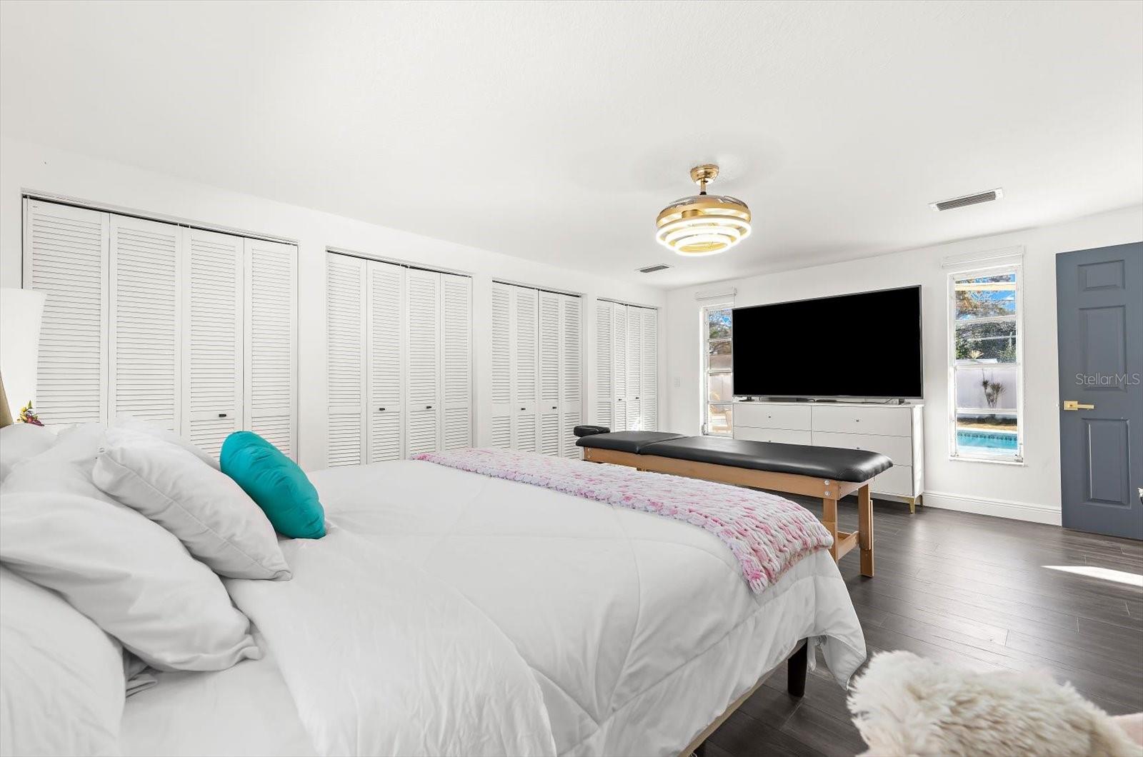 Image 37 of 63 For 1406 Southridge Drive