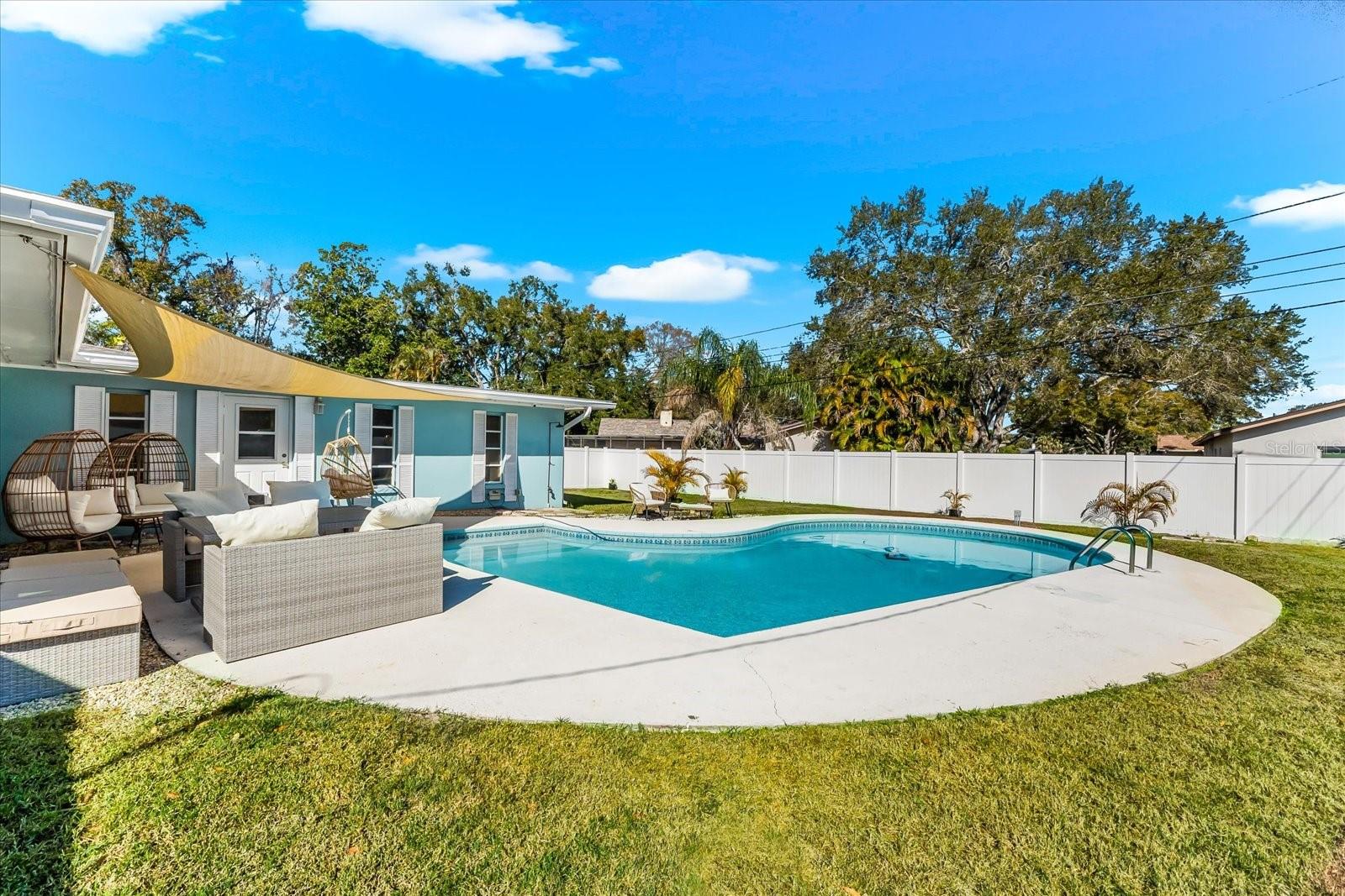 Image 43 of 63 For 1406 Southridge Drive