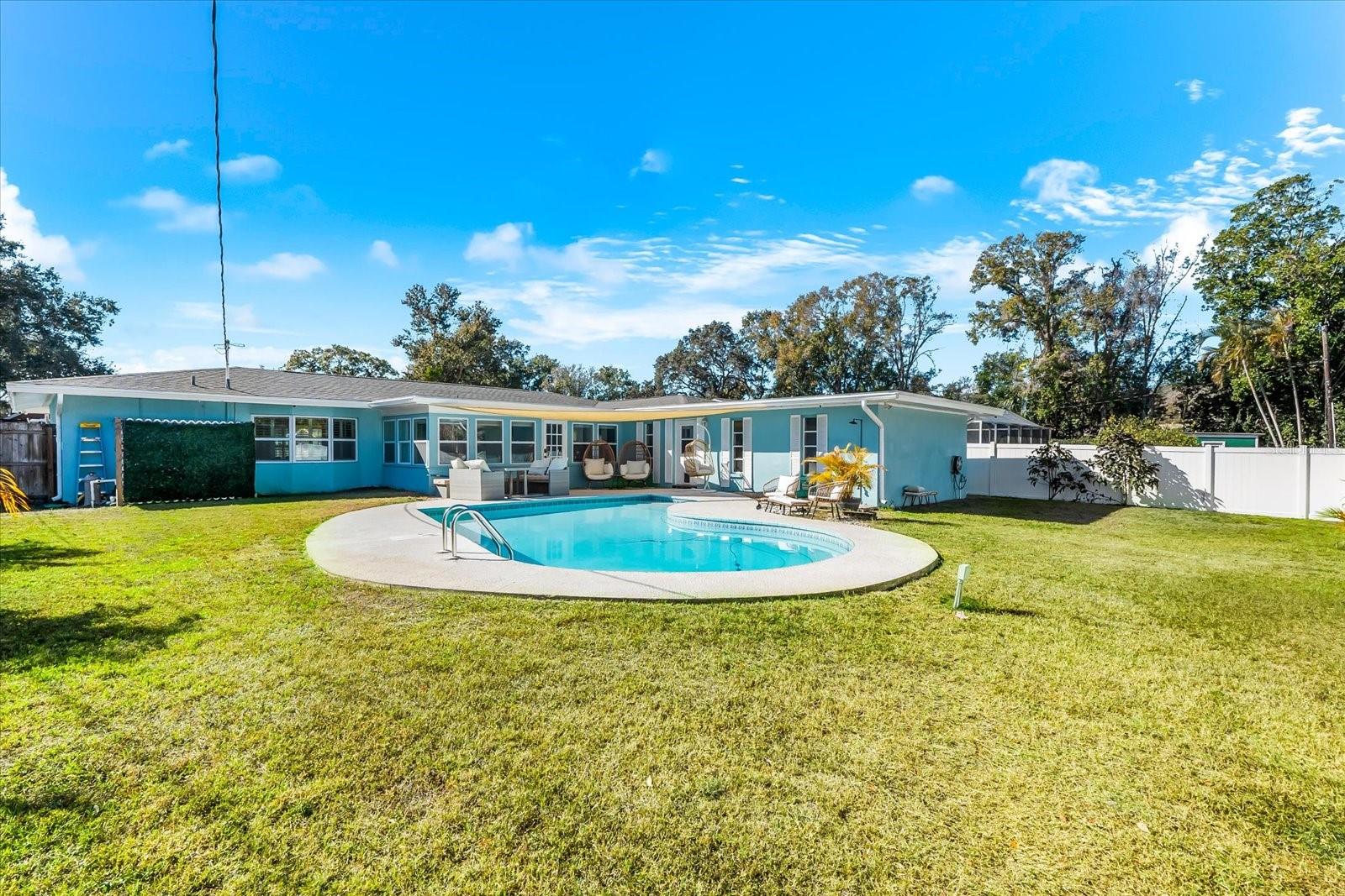 Image 44 of 63 For 1406 Southridge Drive