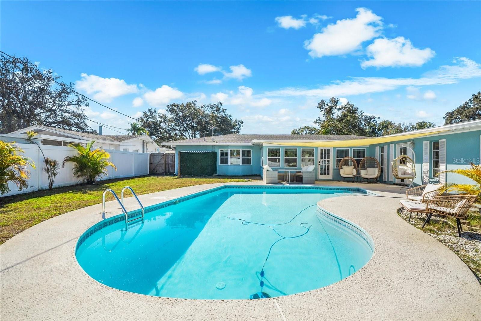 Image 45 of 63 For 1406 Southridge Drive