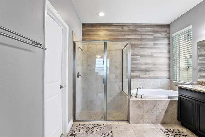 Image 14 of 41 For 19421 Long Lake Ranch Boulevard