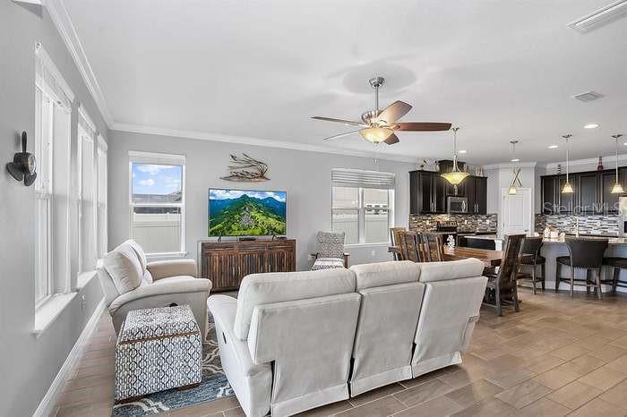 Image 24 of 41 For 19421 Long Lake Ranch Boulevard