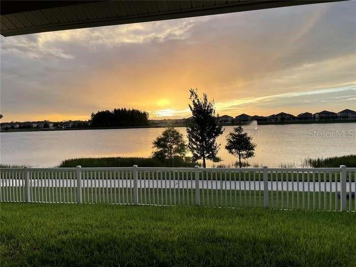 Image 25 of 41 For 19421 Long Lake Ranch Boulevard