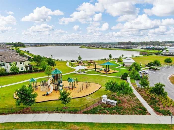 Image 35 of 41 For 19421 Long Lake Ranch Boulevard