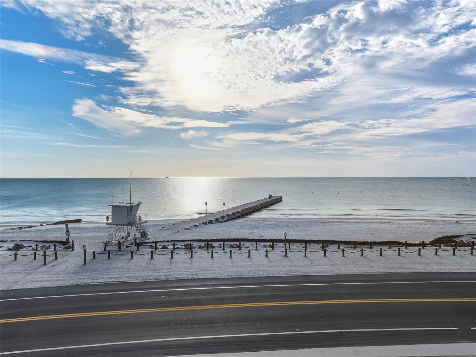 Image 15 of 27 For 1303 Gulf Drive S 2