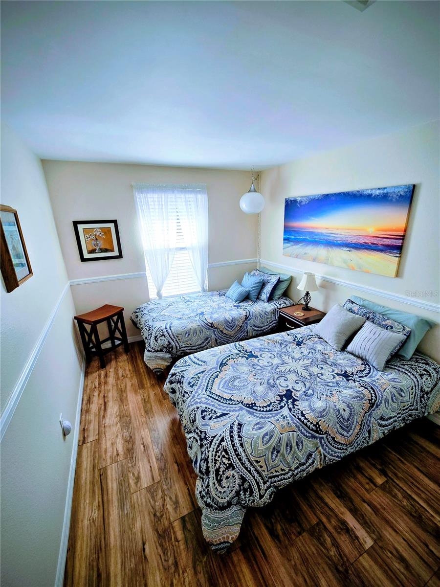 Image 8 of 16 For 742 Arthurs Court