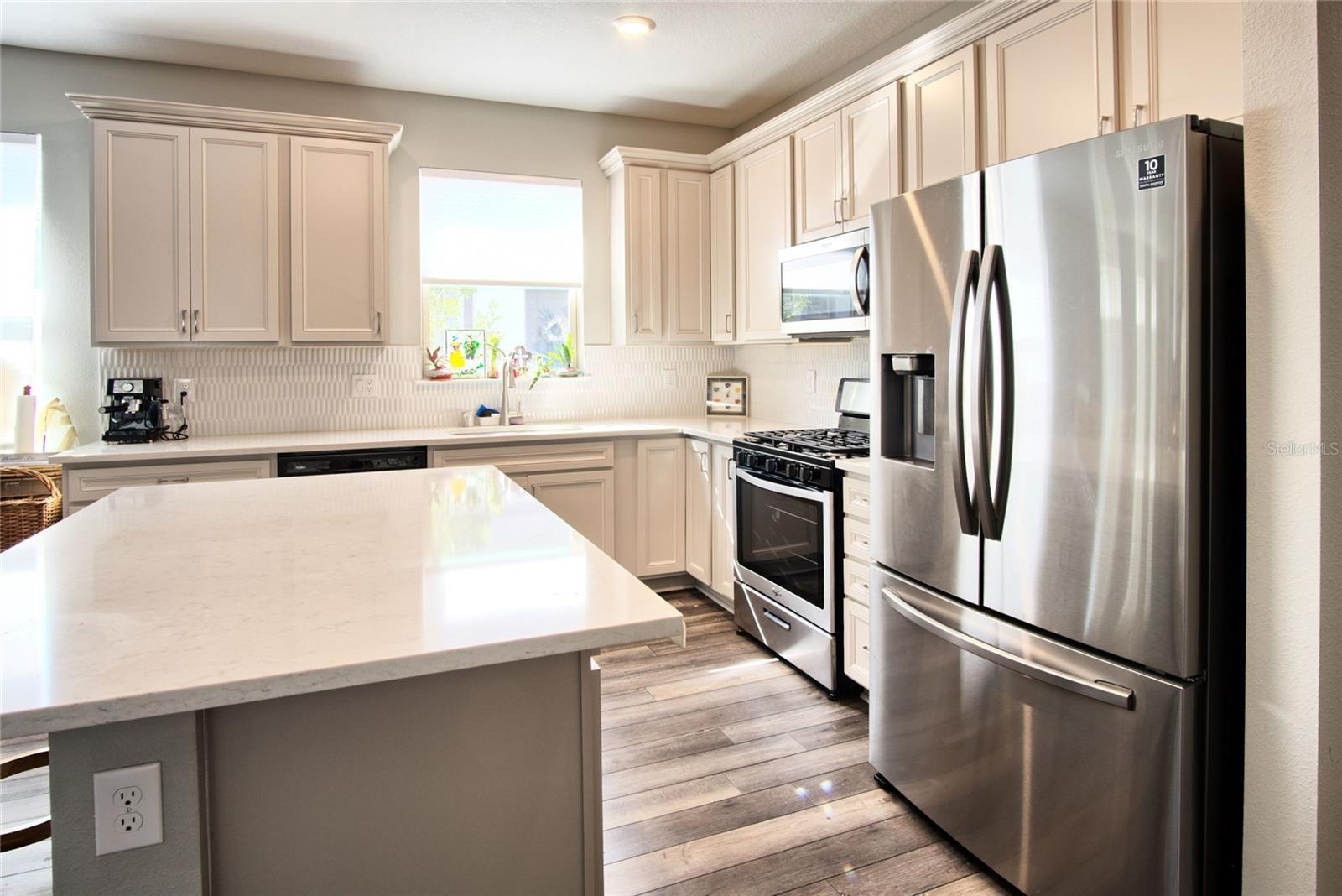 Image 12 of 32 For 6366 Mooring Line Circle