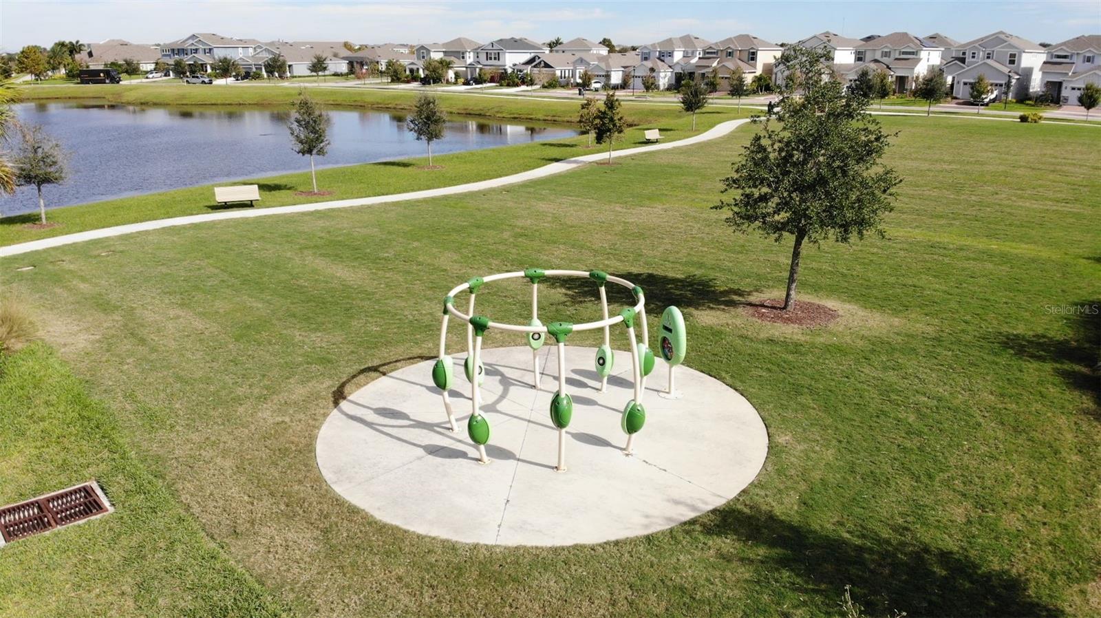 Image 16 of 32 For 6366 Mooring Line Circle