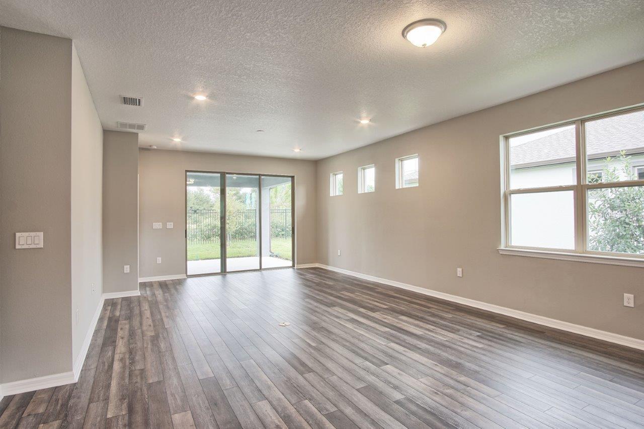 Image 3 of 32 For 6366 Mooring Line Circle