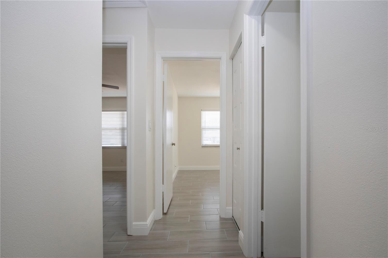 Image 32 of 63 For 1906 Canterbury Lane 20